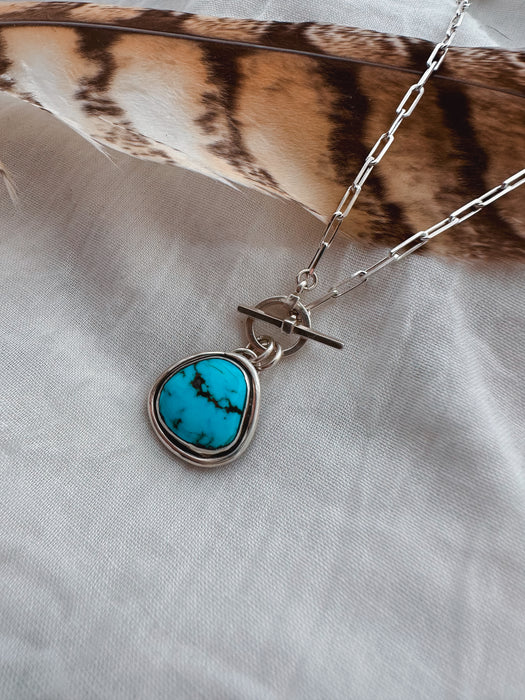 The Lola Blue Gem Toggle Clasp Necklace