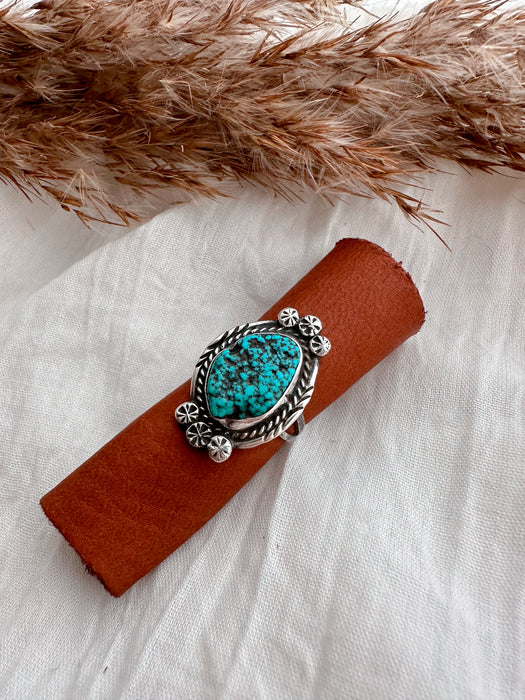 Vintage: Size 8 The Nugget Turquoise Statement Ring