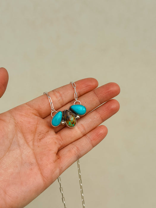 The Royston Three Stone Necklace Style 1